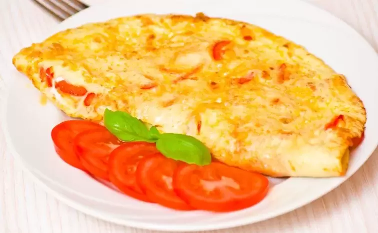 omelete com tomate para uma dieta de ovo