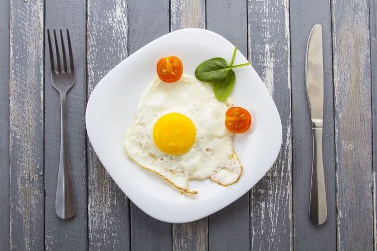 ovos mexidos com dieta hídrica